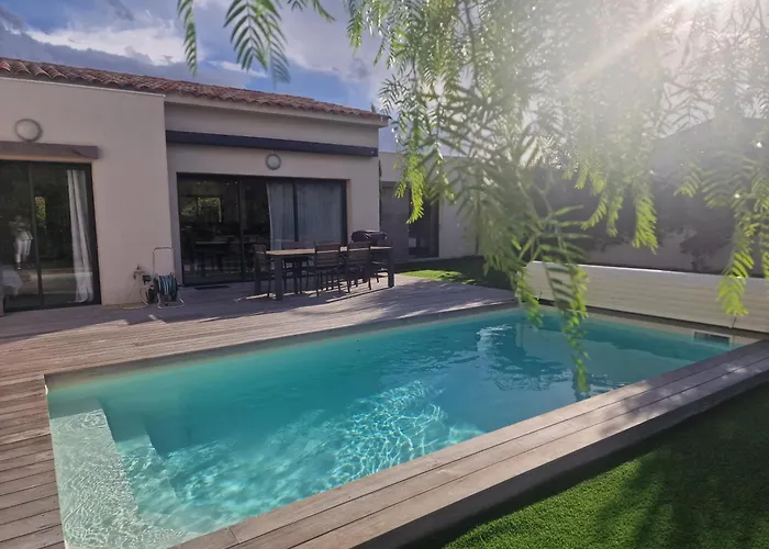 5***** Piscine Proche De La Cala Rossa *