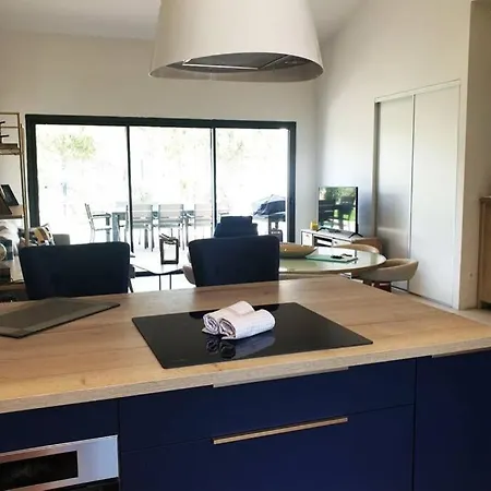 5***** Piscine Proche De La Cala Rossa Lecci