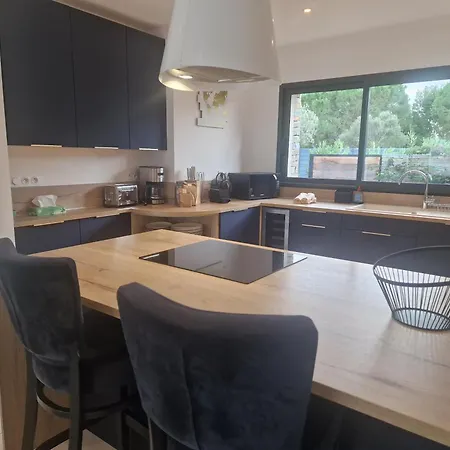 5***** Piscine Proche De La Cala Rossa *