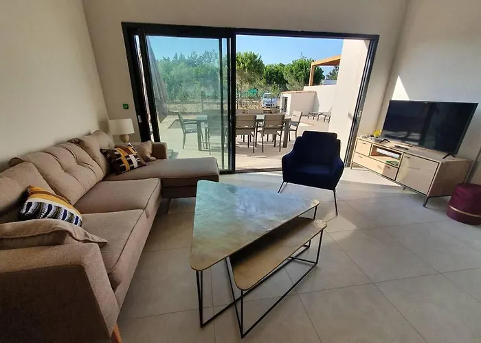 5***** Piscine Proche De La Cala Rossa *