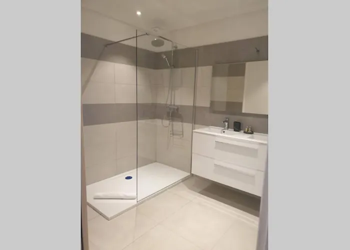 5***** Piscine Proche De La Cala Rossa *