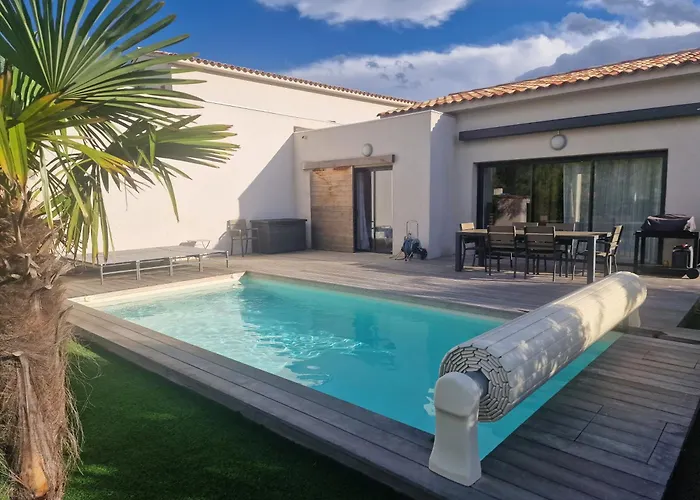 5***** Piscine Proche De La Cala Rossa فيلة *